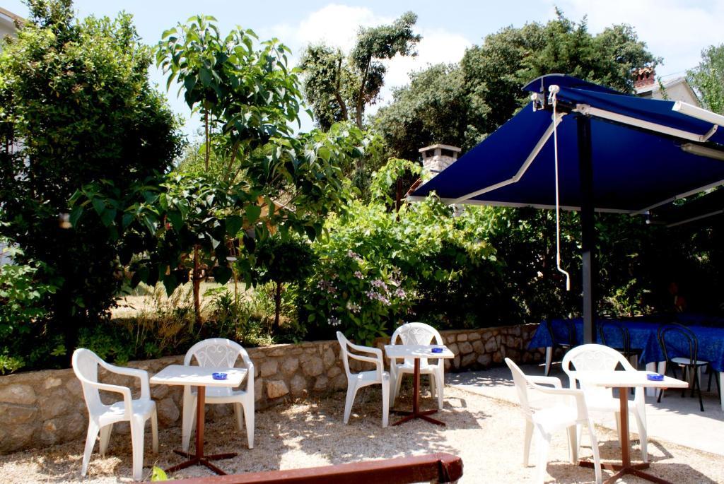Pansion Ana Hotel Mali Losinj Exterior photo